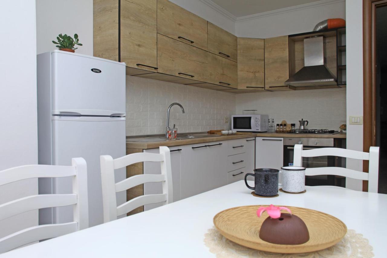 Beautiful Apartment At Port Side! Дуррес Екстер'єр фото