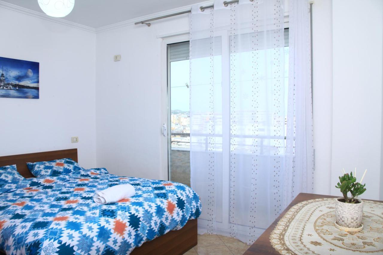 Beautiful Apartment At Port Side! Дуррес Екстер'єр фото