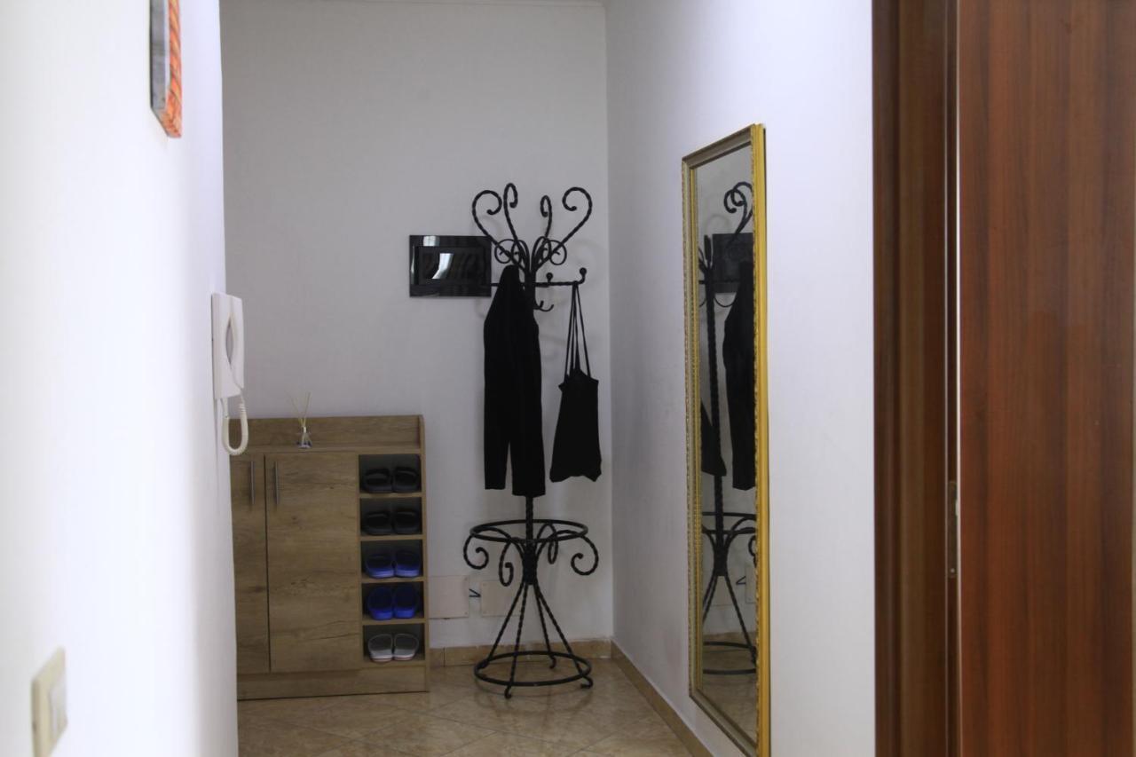 Beautiful Apartment At Port Side! Дуррес Екстер'єр фото