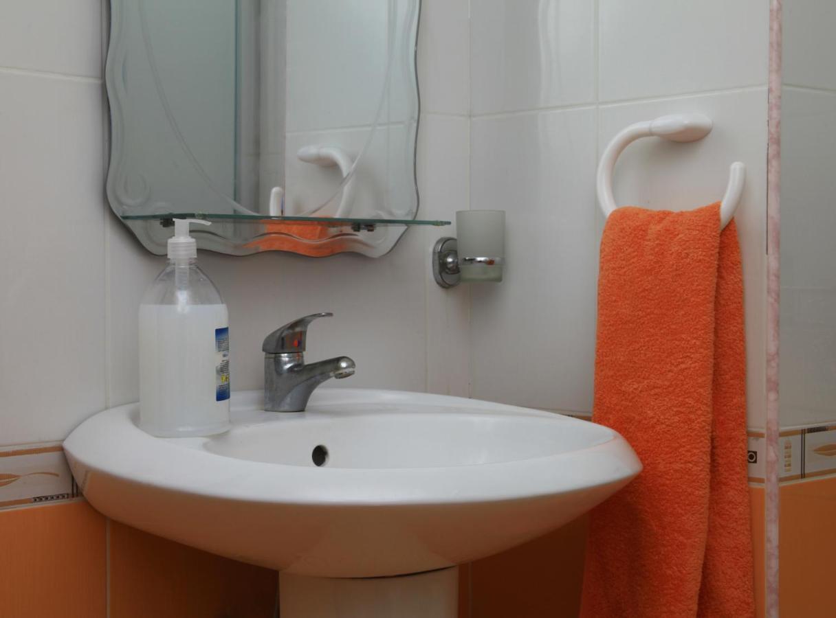 Beautiful Apartment At Port Side! Дуррес Екстер'єр фото
